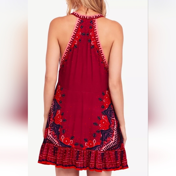 Free People Steal The Sun Halter Mini Dress Ruffle Hem Cutout Swingy Red Md NWT - Picture 4 of 16